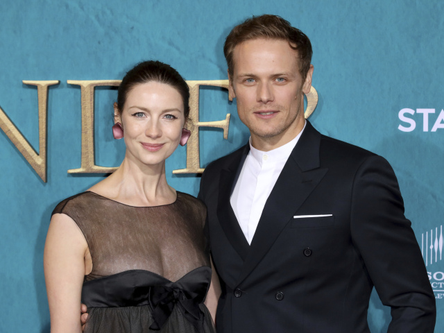 Herečka Caitriona Balfe a jej kolega Sam Heughan predstavili piatu sériu Outlandera.