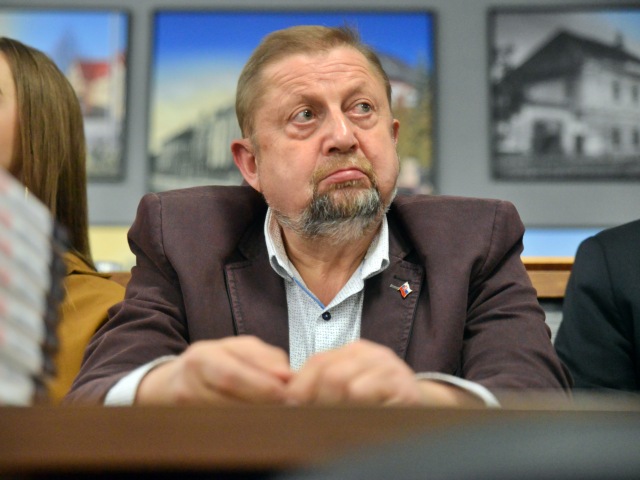 Štefan Harabin / Vlasť /