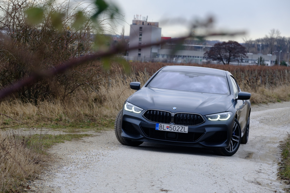 BMW M850i