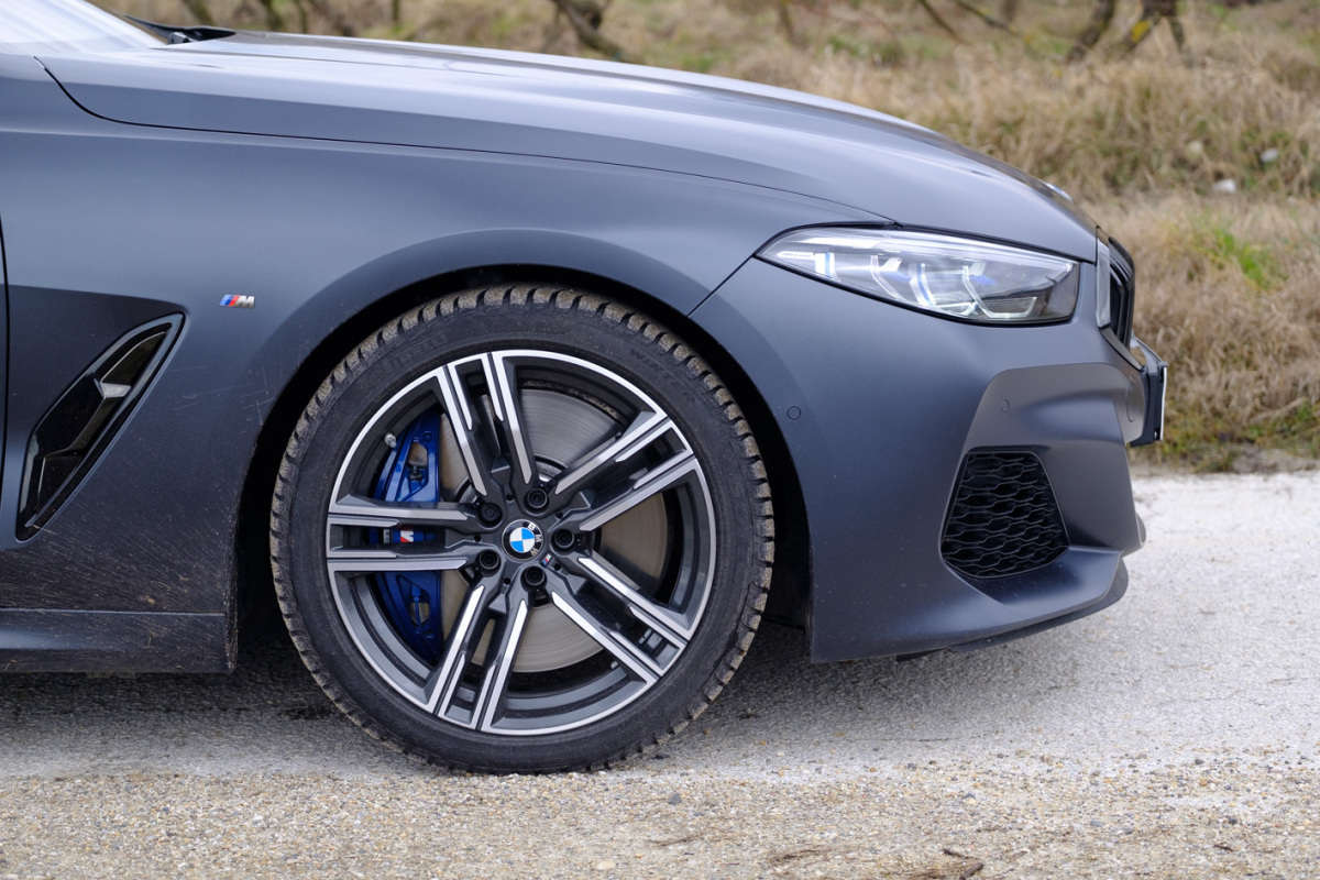 BMW M850i