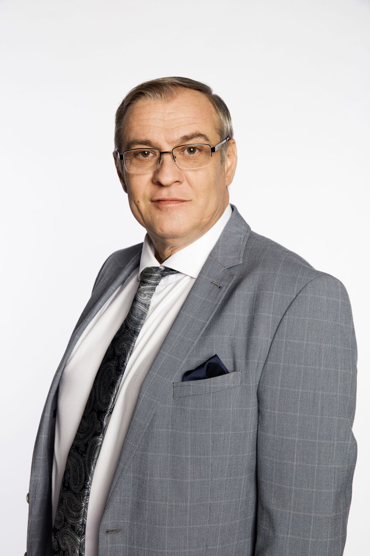 pán profesor, seriál pán profesor, roman luknár,