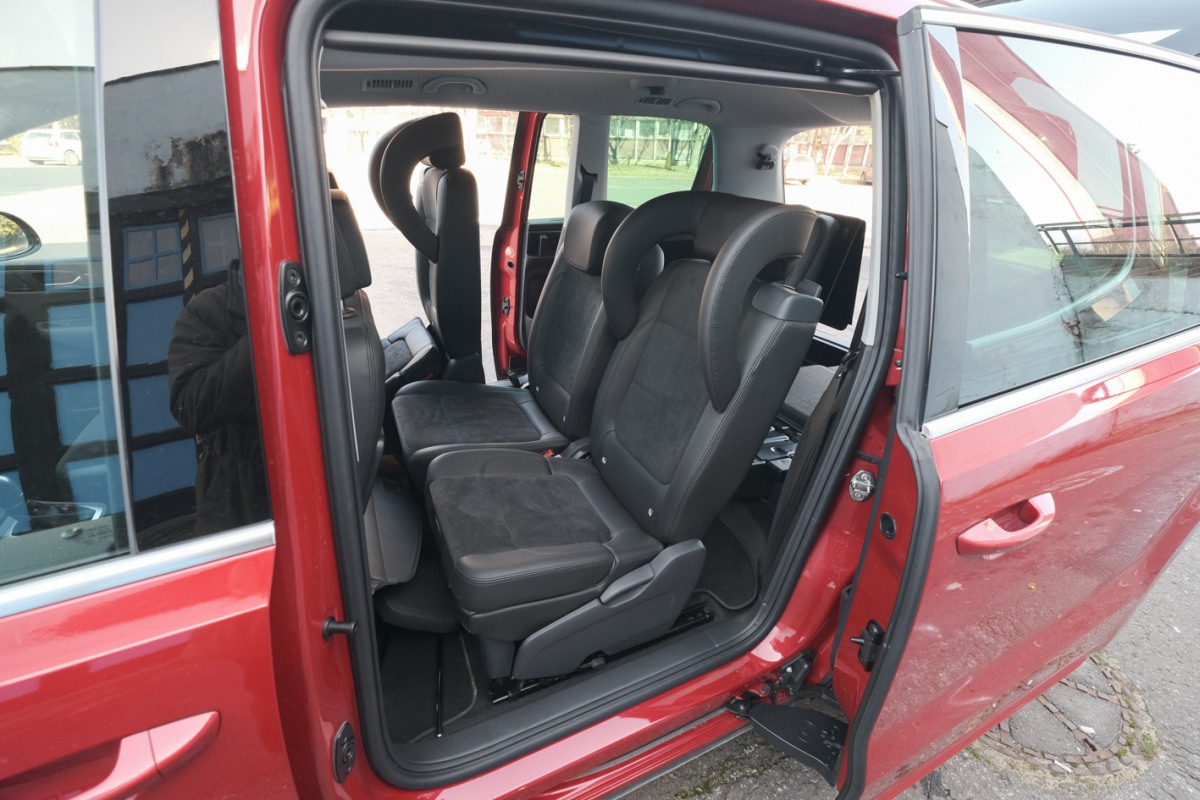 Seat Alhambra 2,0 TDI 4Drive DSG - test 2020