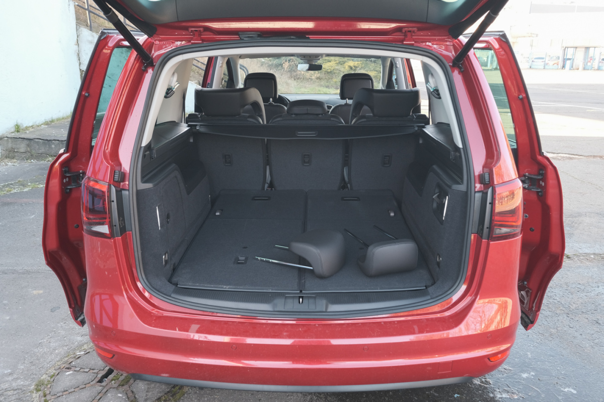 Seat Alhambra 2,0 TDI 4Drive DSG - test 2020
