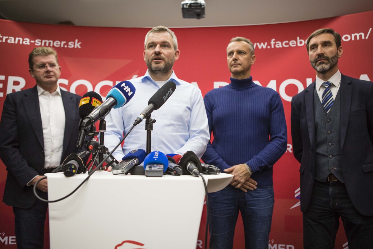 VO¼BY: Volebná noc v centrále strany Smer­ pelle raši