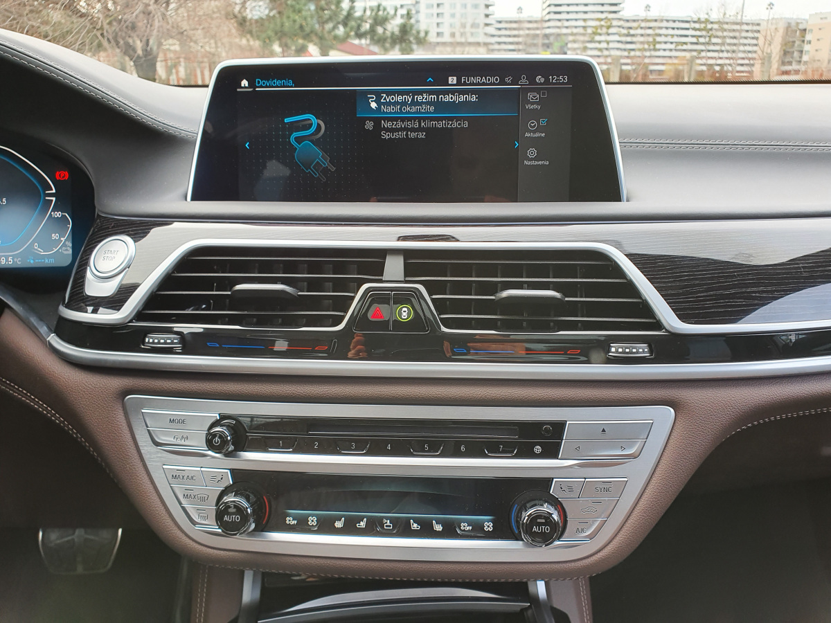 BMW 745Le
