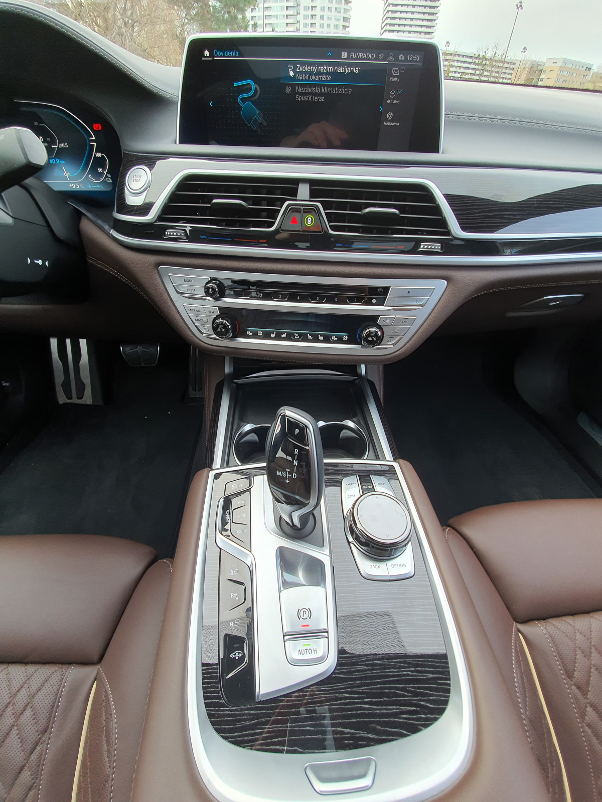 BMW 745Le