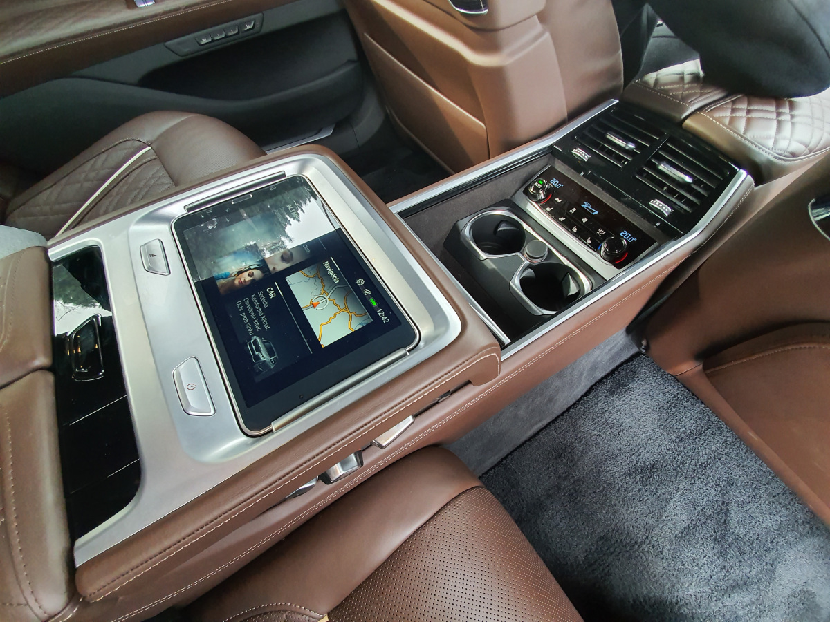 BMW 745Le