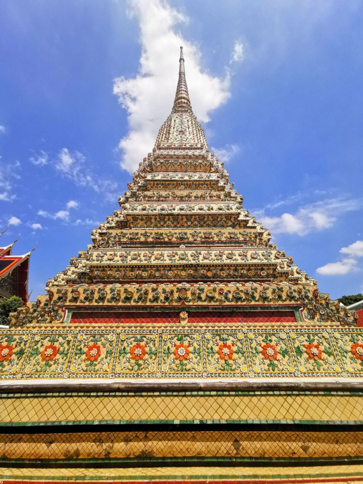 Bangkok, Tahajsko
