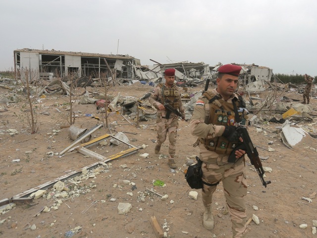 Irak základňa vojenská vojak