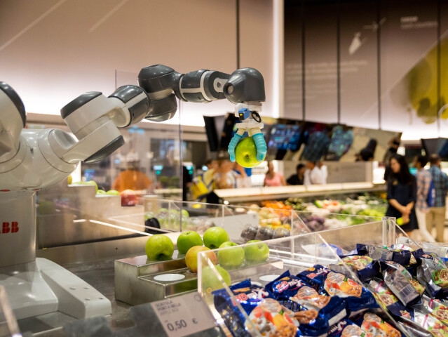 robot, robotizácia
