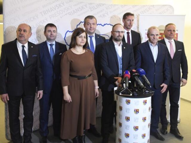 SR Košice SK8 samosprávne kraje združenie KEX