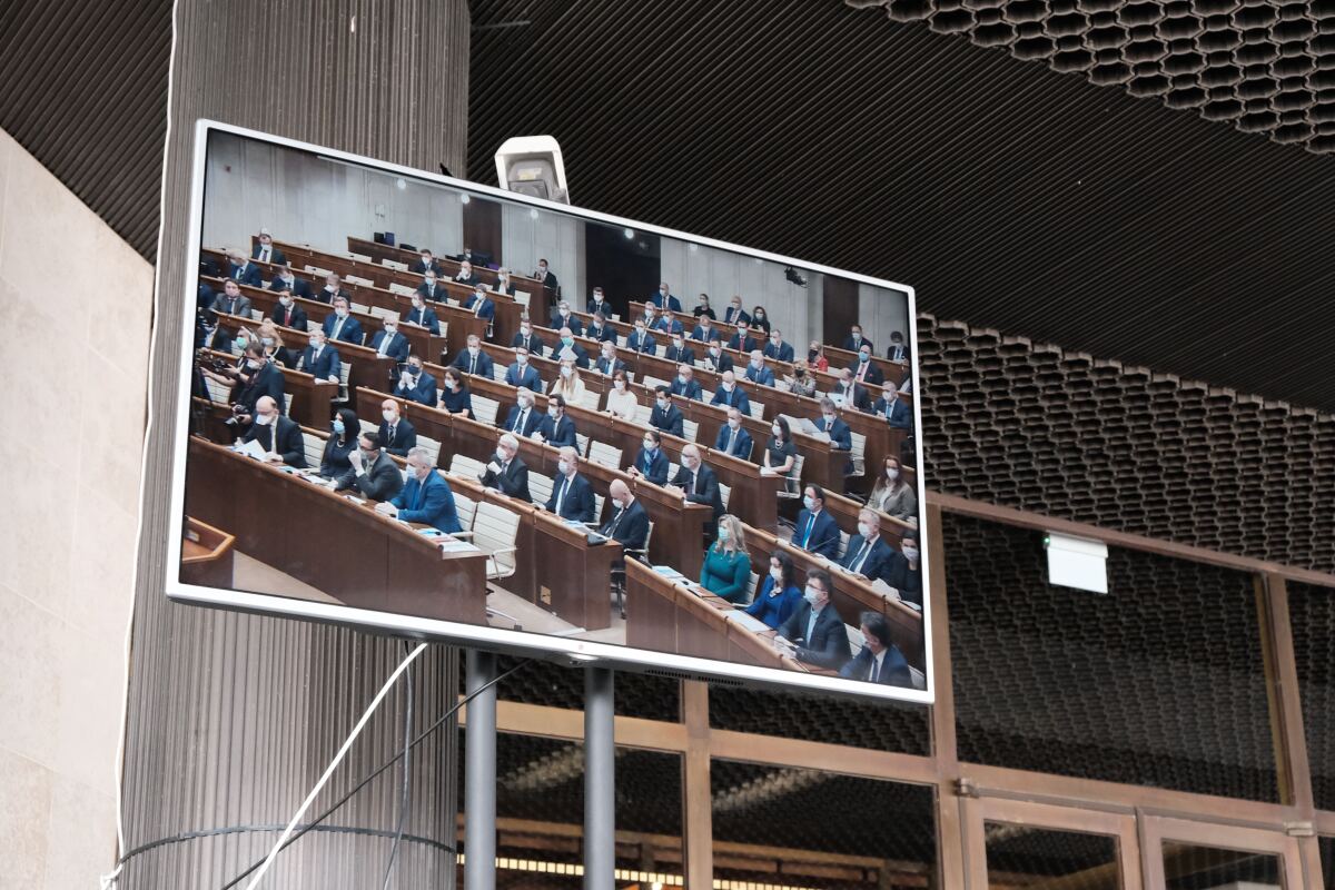parlament, NR SR, ustanovujúca schôdza