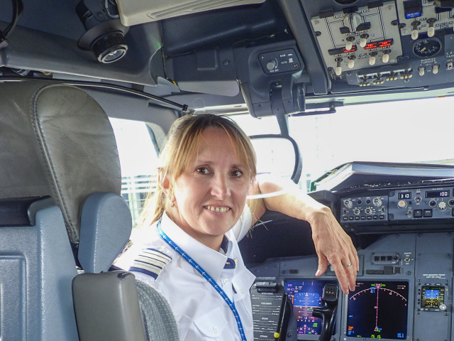 kapitanka Chromkova boeing
