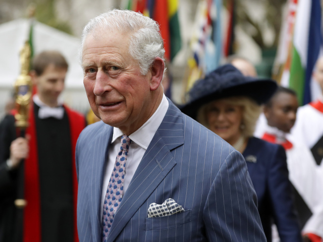 Princ Charles na archívnom zábere.