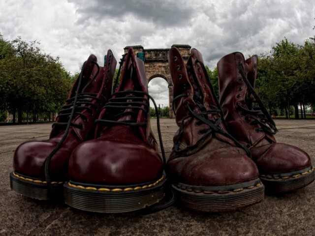 Slávny model topánok Dr. Martens číslo 1460. Bol vyrobený ako vôbec prvý. 