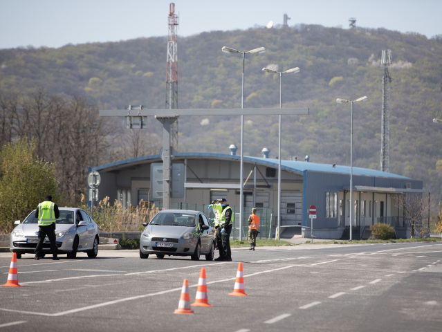 Hraničný priechod Petržalka - Berg, koronavírus, hranica