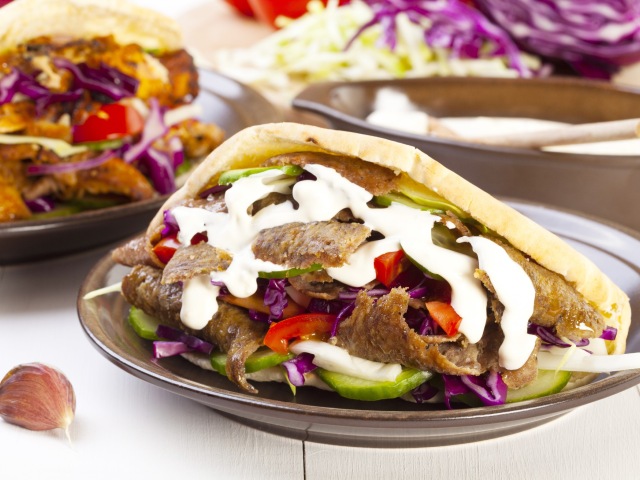 Jahňací kebab v pita chlebe