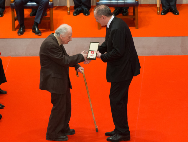 Vladimír Dedeček statne vyznamenania