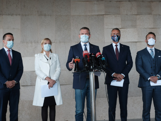 Smer, Pellegrini, Tomáš, Saková, Raši, Šutaj Eštok