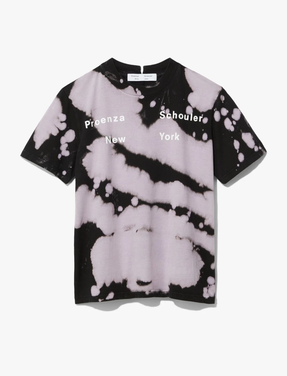 Dámske tričko s efektom batiky a logom značky Proenza Schouler. Predáva sa od 130 eur. 