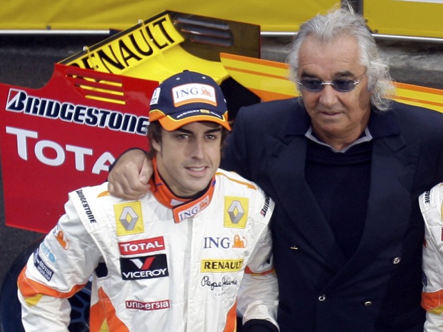 Fernando Alonso, Flavio Briatore