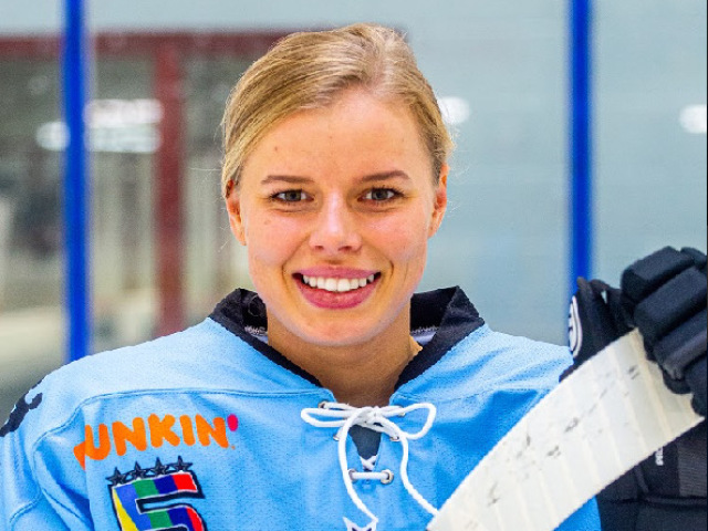 Lenka Čurmová