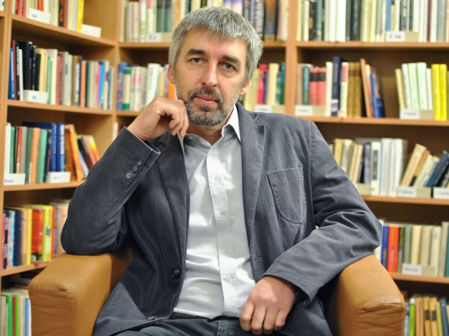 historik Attila Simon