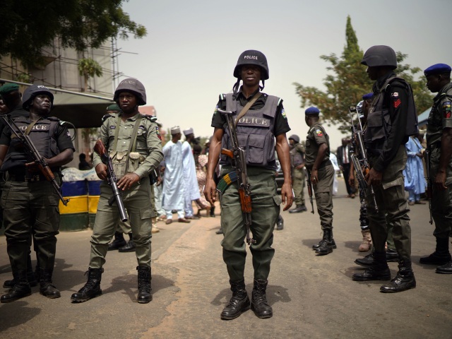 Nigéria / Polícia / Armáda /