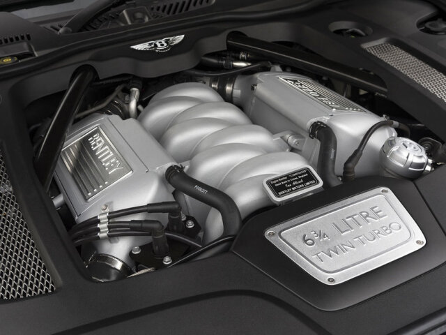 Bentley - motor V8 6,75