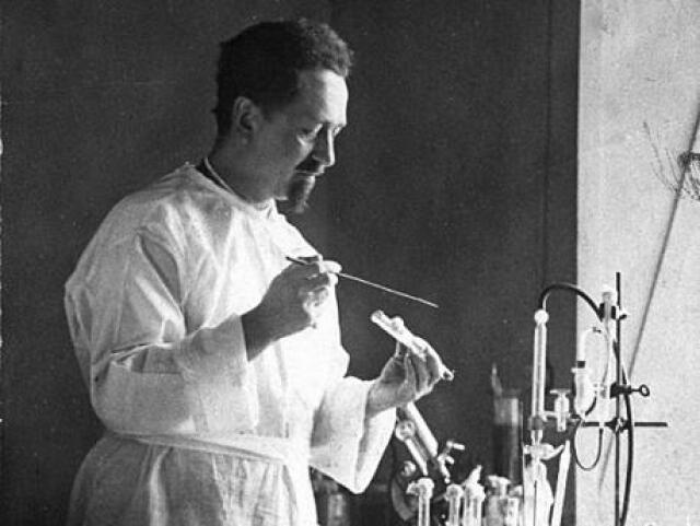 Rudolf Stefan Weigl, vakcína, vedec