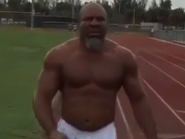 Shannon Briggs, Jamie Foxx