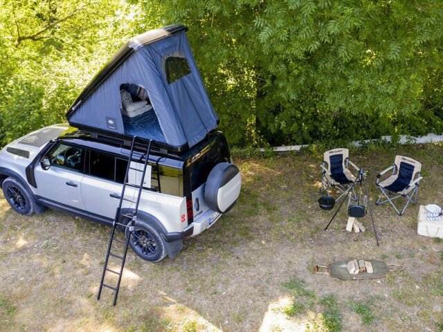 Land Rover Defender 110 - strešný stan