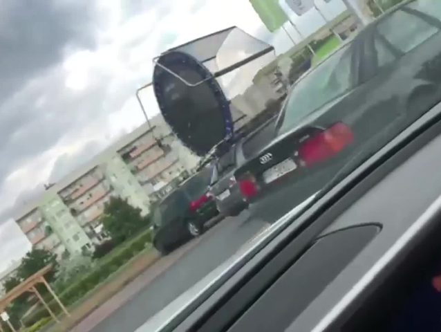 trampolína, strecha