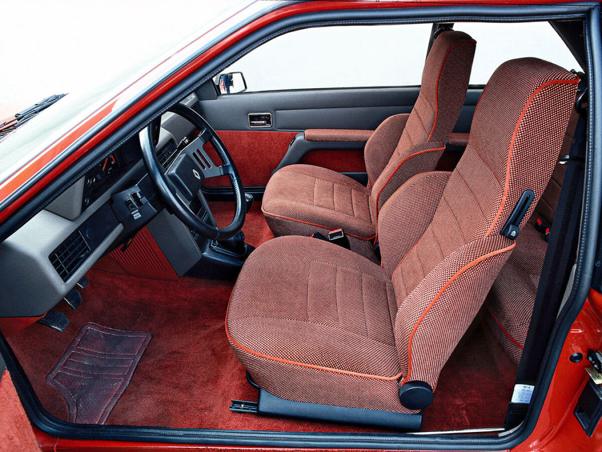 Renault Fuego