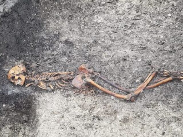 Iron-Age-Skeleton-e1594390140959-720x302