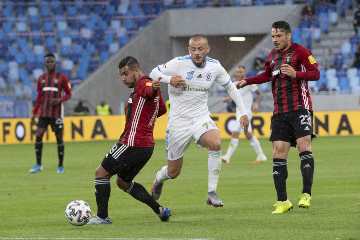 Vladimír Weiss, Dijan Vukojevič, Theofanis Tzandaris