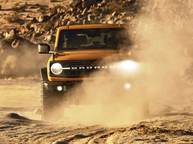 Ford Bronco - 2021