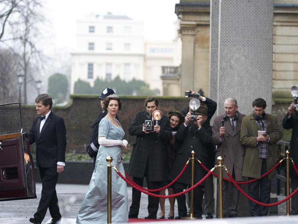 the crown, crown, olivia colman,