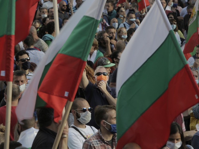 Bulharsko / Vlajka / Protest / Demonštrácia /