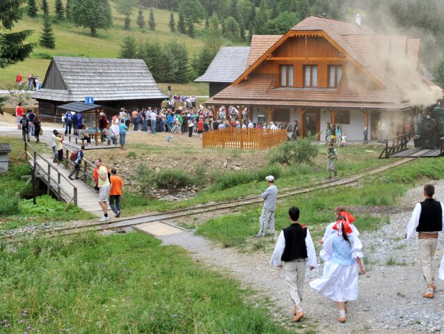 SR Slovensko Vychylovka železničná stanica otvorenie ZAX