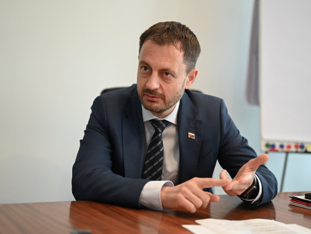 minister financií, eduard heger