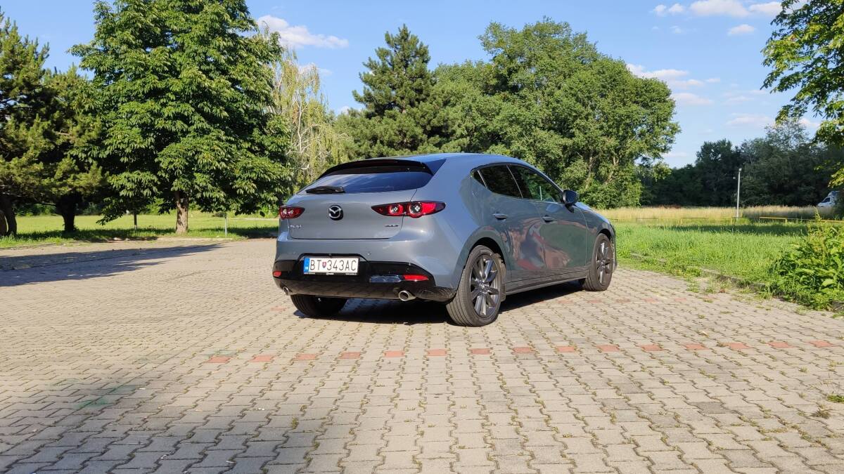 Mazda 3
