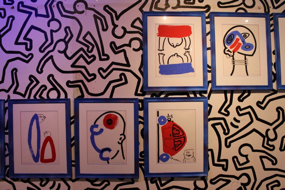 Haring 11 pribeh cervenej a modrejm