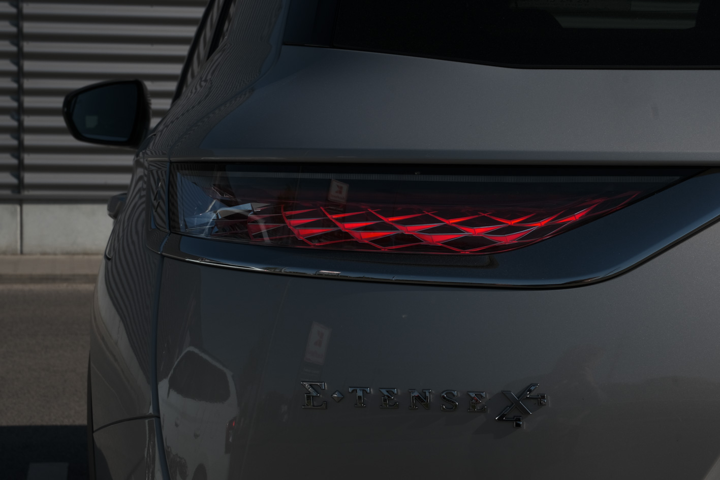 Základná cena hybridného DS 7 Crossback je 50-tisíc eur.