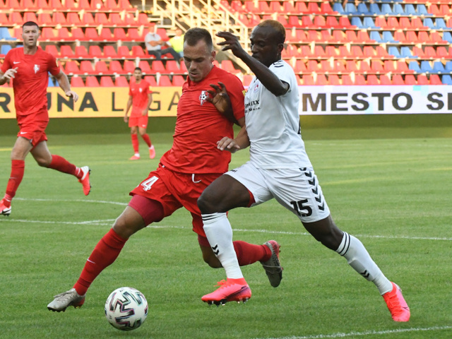SR futbal FL 2. kolo Sereď Senica NRX