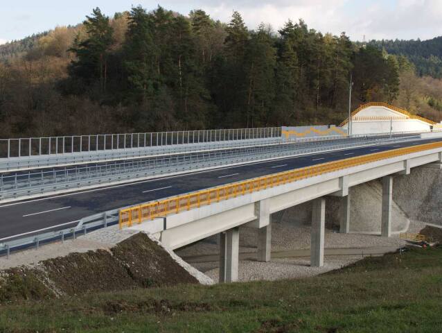 Hričovské Podhradie - Lietavská Lúčka