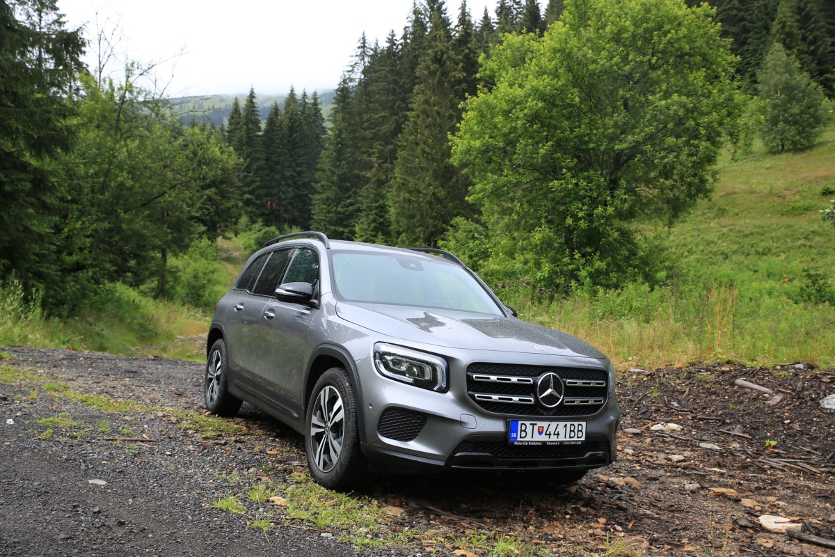 mercedes glb 200