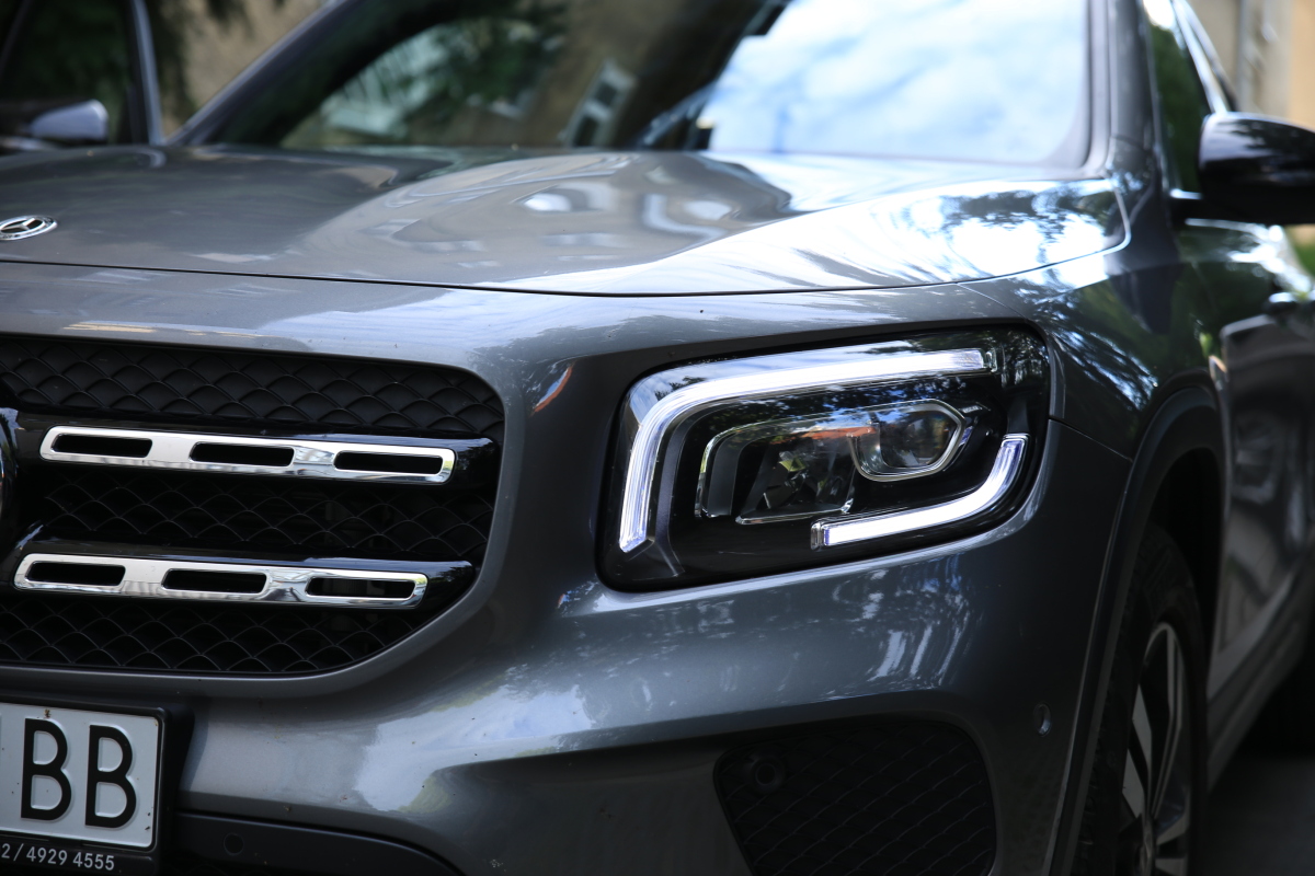 mercedes glb 200