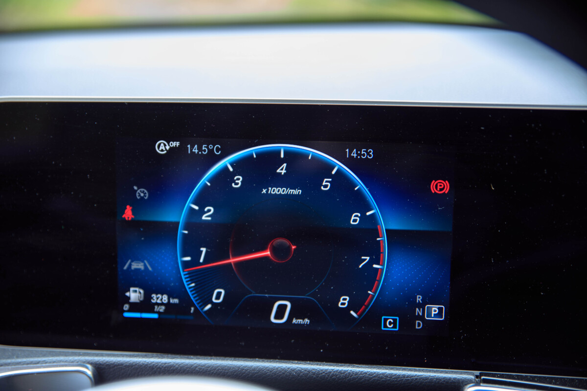 mercedes glb 200