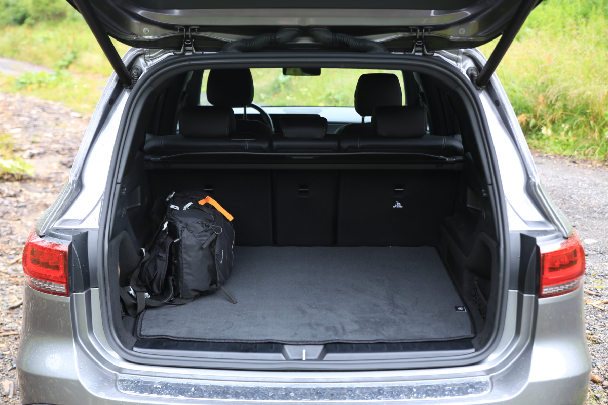 mercedes glb 200
